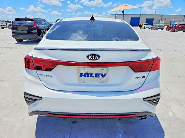 2020 KIA FORTE GT Line