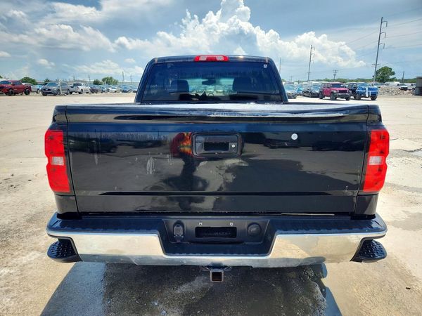 2018 CHEVROLET SILVERADO LT — DIRR