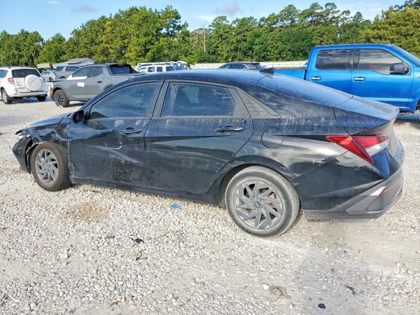 2024 HYUNDAI ELANTRA