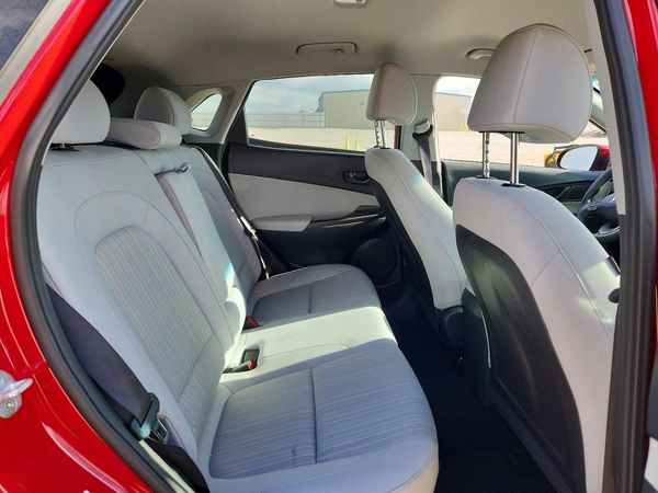 2022 HYUNDAI KONA