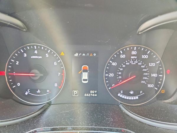 2016 KIA K900 Premium