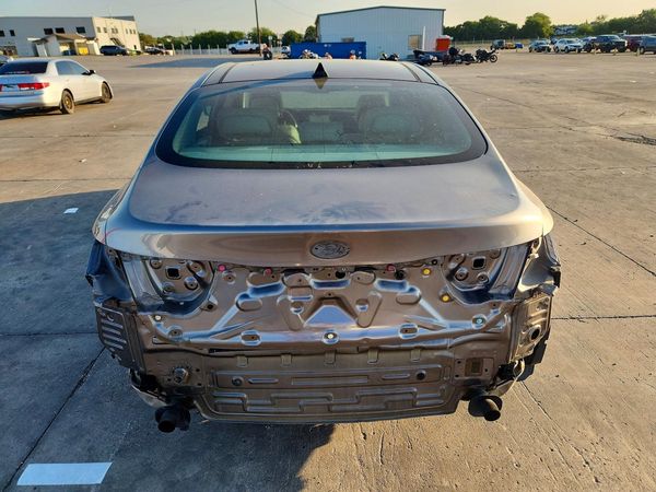 2016 KIA K900 Premium