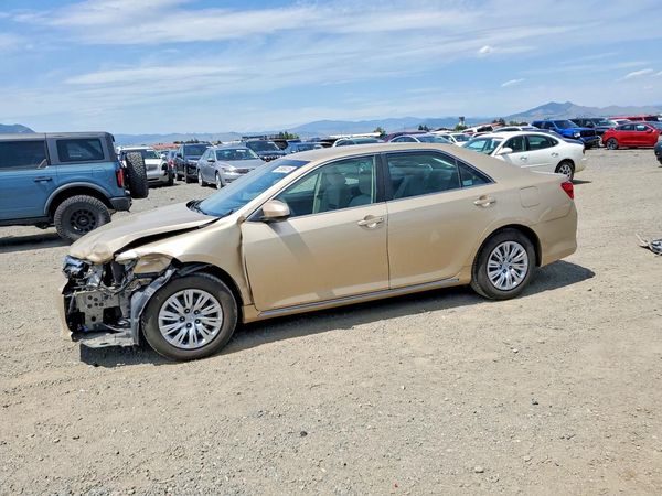 2012 TOYOTA CAMRY