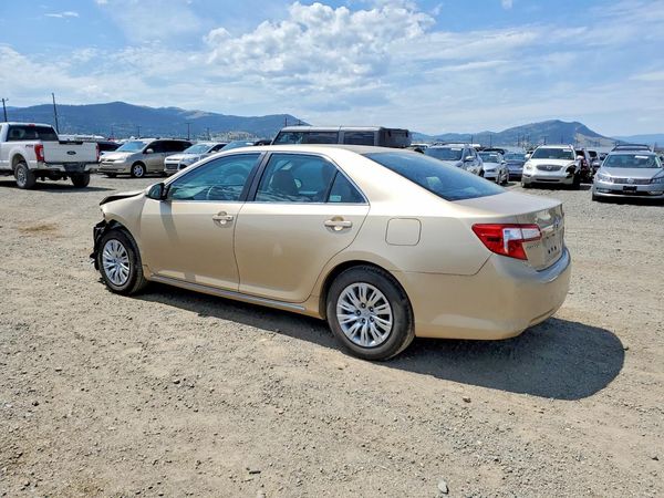 2012 TOYOTA CAMRY