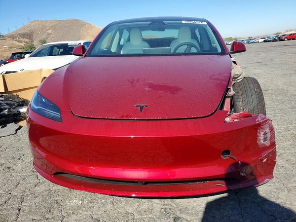 2026 TESLA MODEL 3
