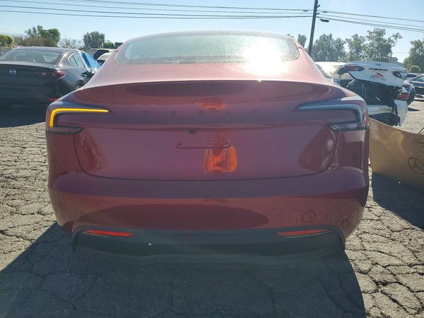 2026 TESLA MODEL 3