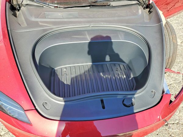 2026 TESLA MODEL 3