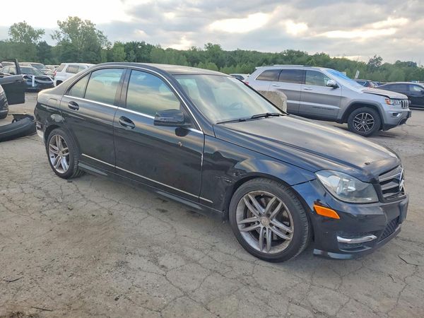 2014 MERCEDES-BENZ C C300 4 MATIC