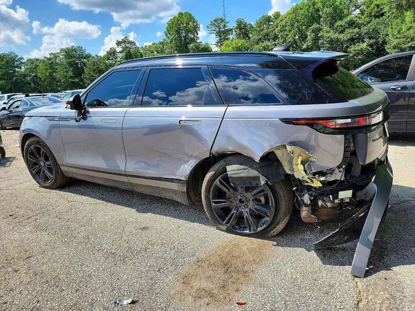 2022 LAND ROVER RANGE ROVER VELAR R-Dynamic S