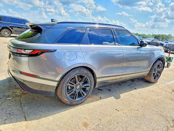2022 LAND ROVER RANGE ROVER VELAR R-Dynamic S