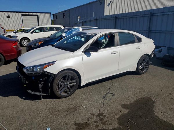 2021 KIA FORTE GT Line