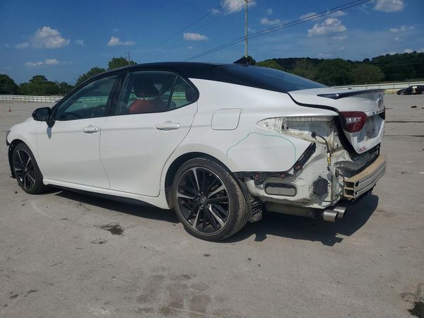 2019 TOYOTA CAMRY