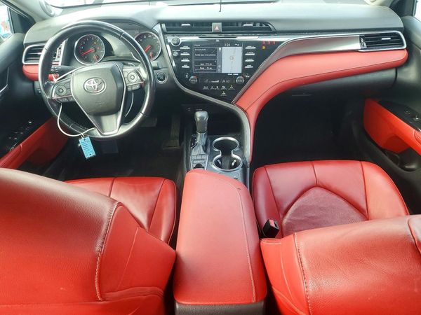 2019 TOYOTA CAMRY