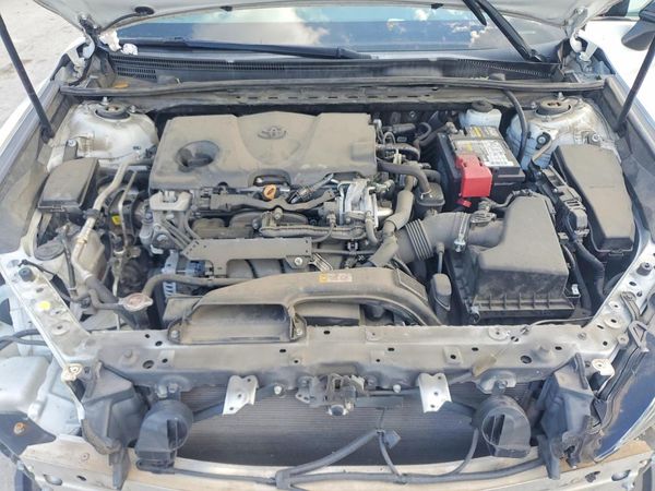 2019 TOYOTA CAMRY