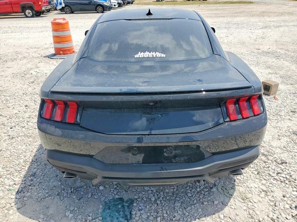 2025 FORD MUSTANG