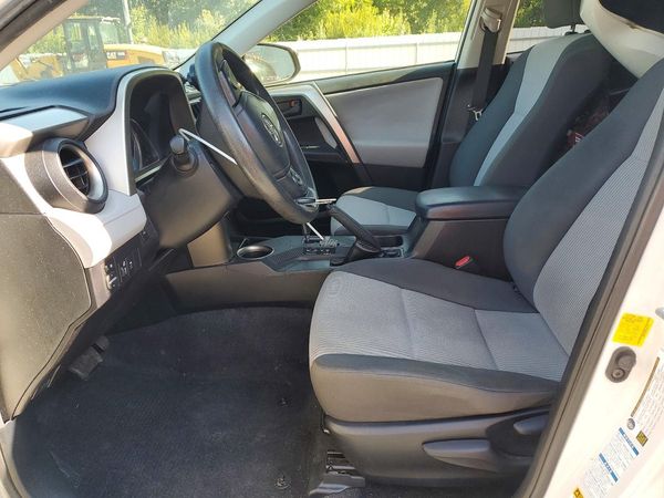 2015 TOYOTA RAV4 LE (X Grade)