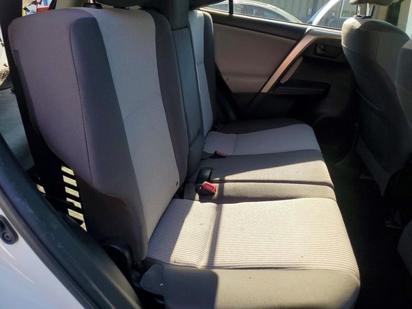 2015 TOYOTA RAV4 LE (X Grade)