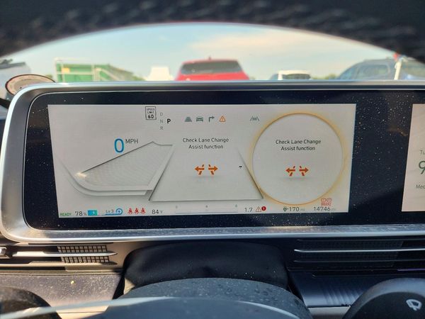 2025 HYUNDAI IONIQ 6