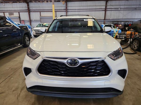 2021 TOYOTA HIGHLANDER L