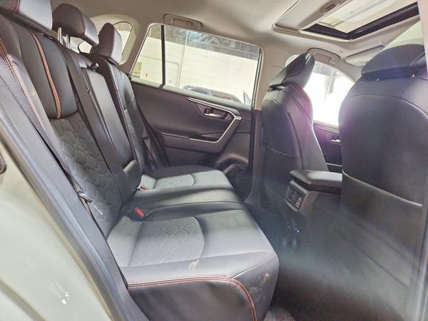 2023 TOYOTA RAV4 Adventure