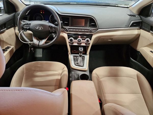 2019 HYUNDAI ELANTRA