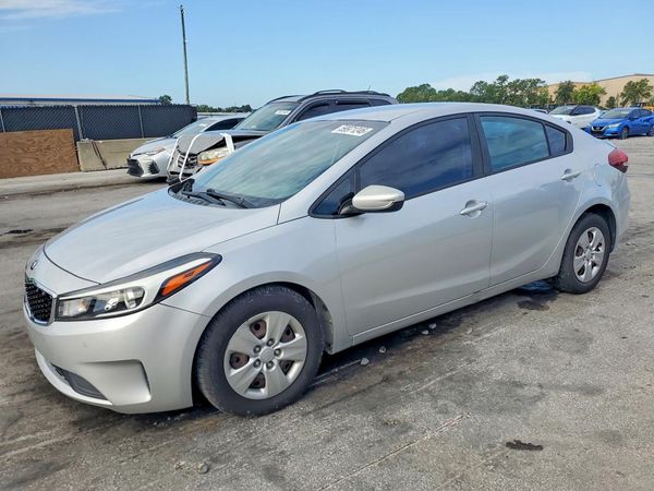 2017 KIA FORTE LX Base