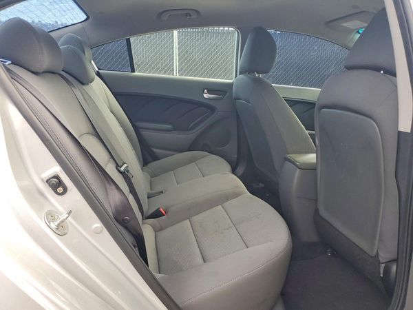 2017 KIA FORTE LX Base