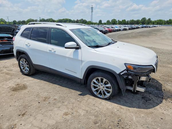 2019 JEEP CHEROKEE LATITUDE FWD