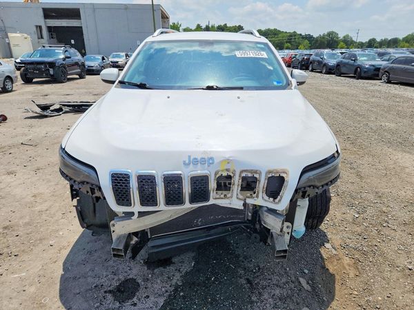 2019 JEEP CHEROKEE LATITUDE FWD