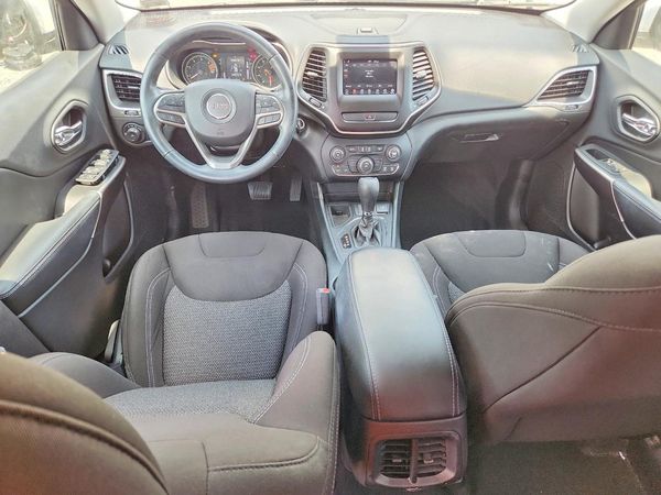 2019 JEEP CHEROKEE LATITUDE FWD