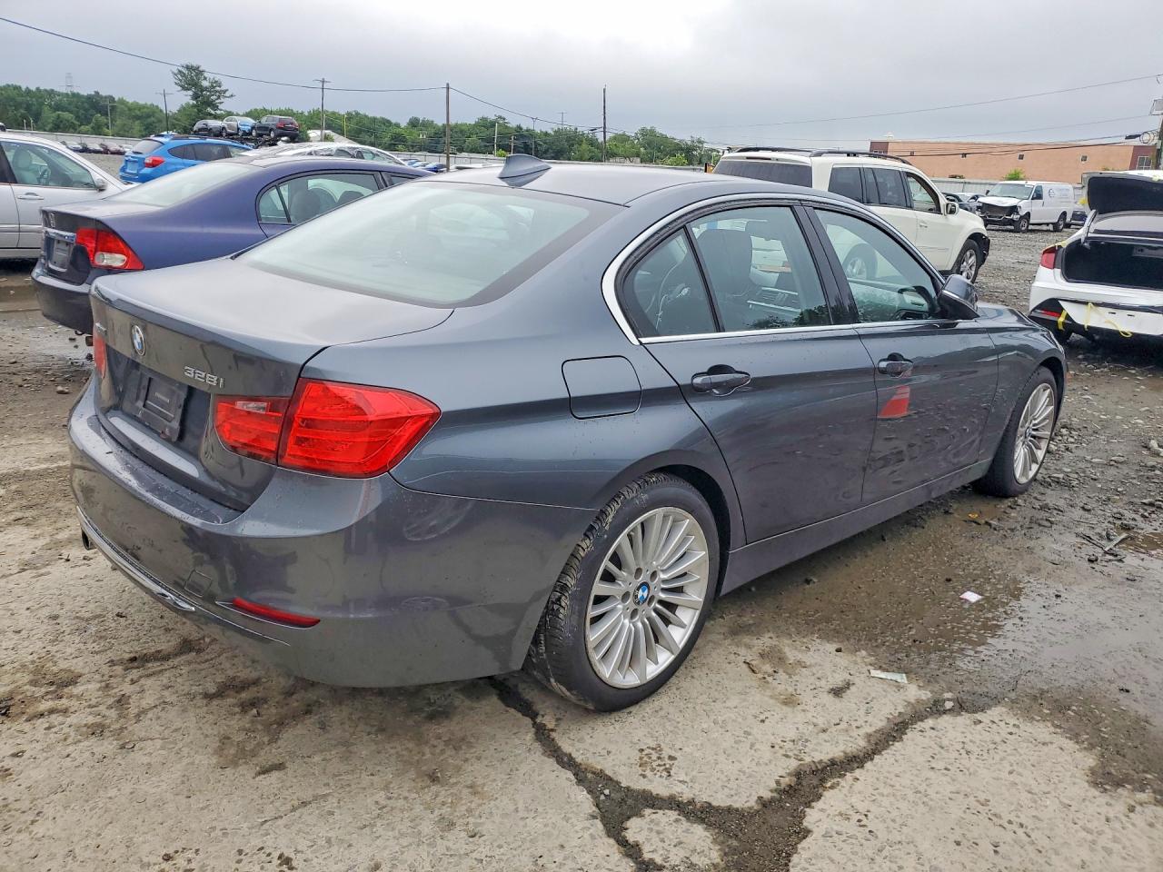 2013 BMW 328 xDrive SA