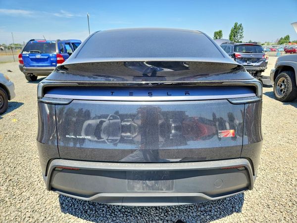 2026 TESLA MODEL Y — DIRR