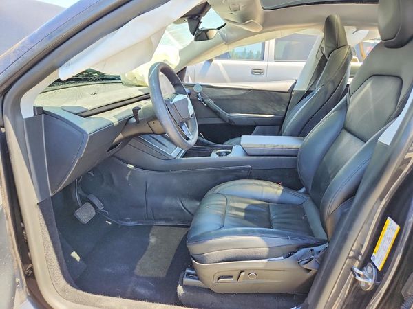 2026 TESLA MODEL Y — DENT