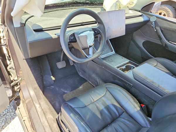 2026 TESLA MODEL Y — CKPT