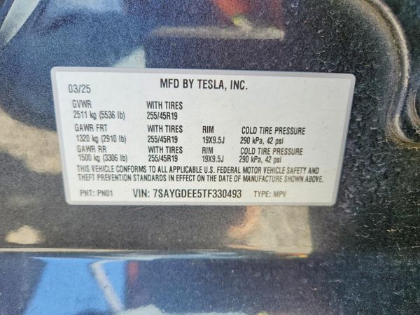 2026 TESLA MODEL Y — VINS