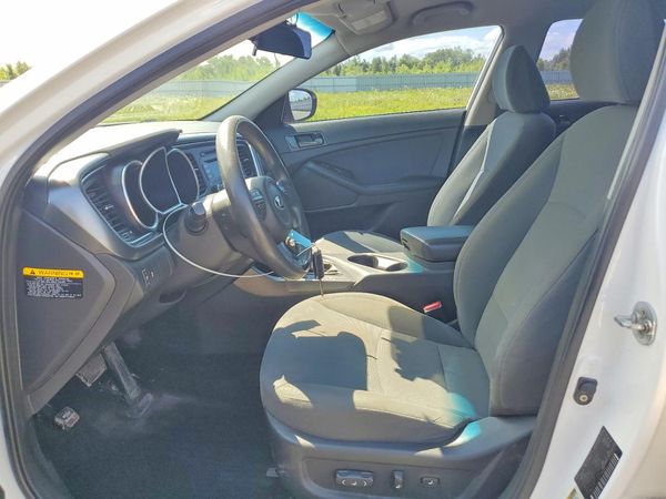 2015 KIA OPTIMA GL - Middle-low