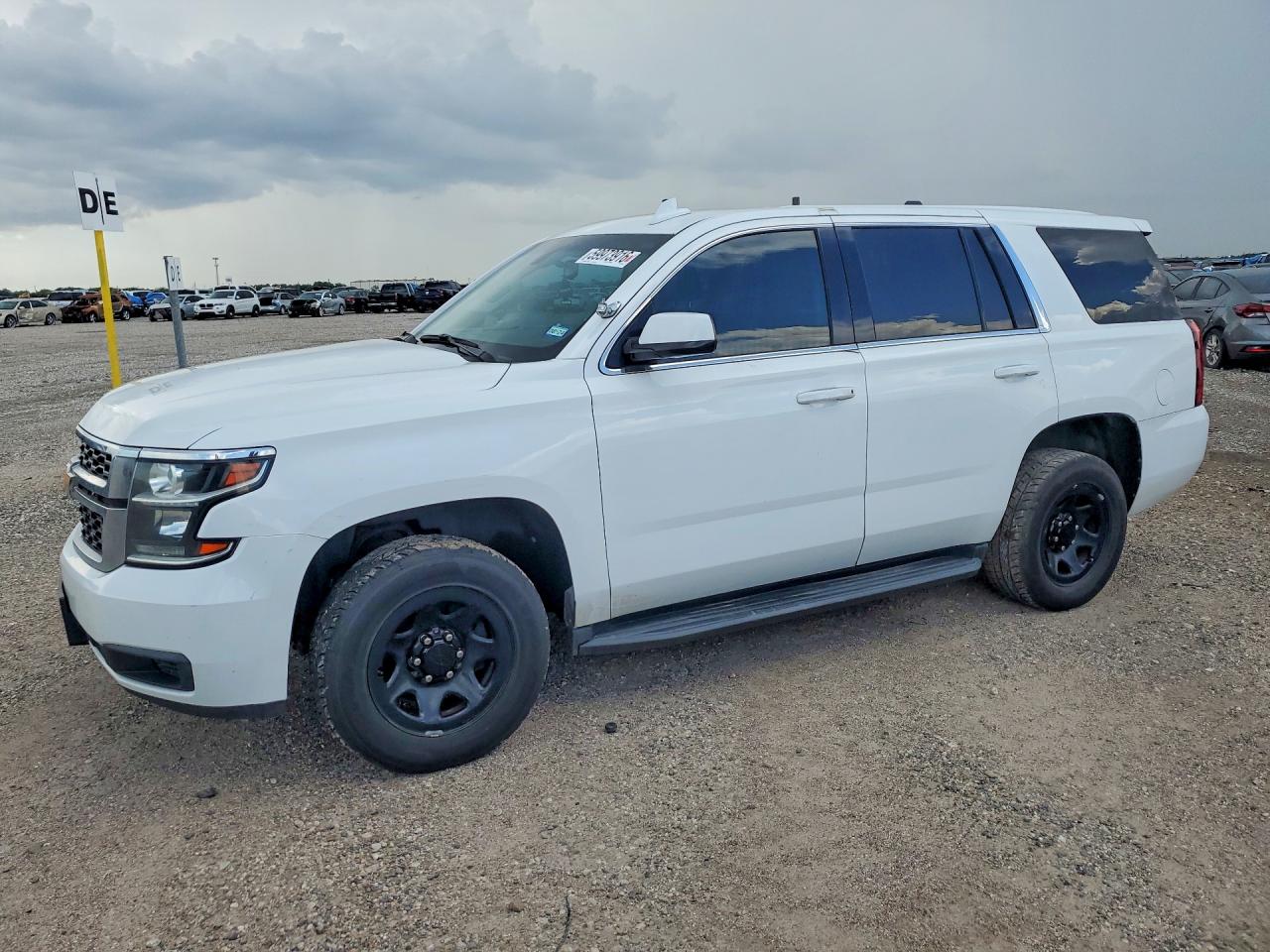 2019 CHEVROLET TAHOE Police Vehicle — Front 3/4