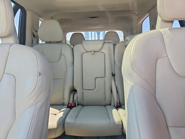 2016 VOLVO XC90 SV42 Momentum