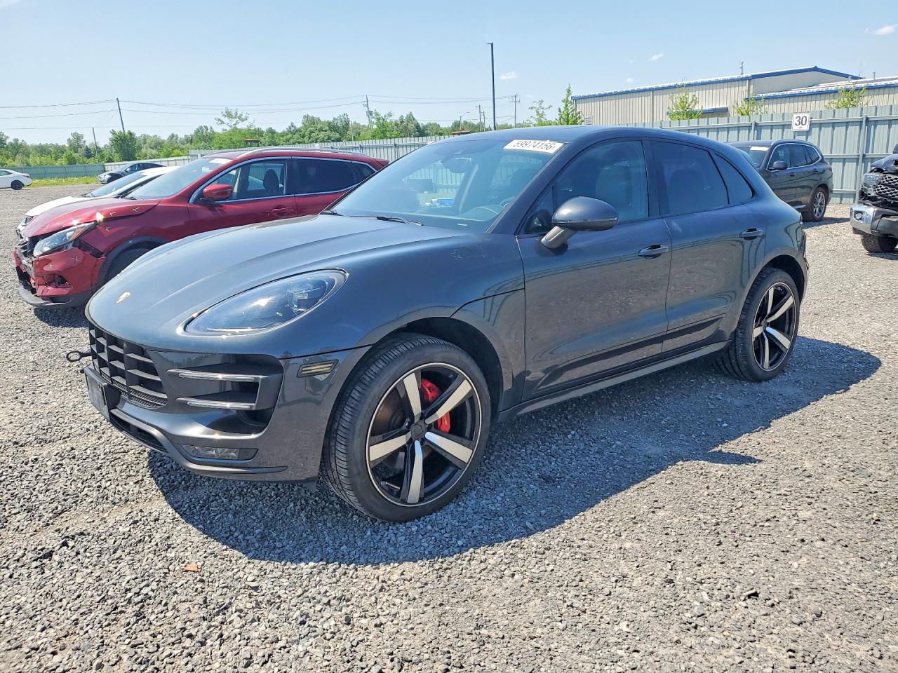 2017 PORSCHE MACAN