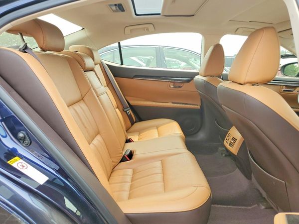 2016 LEXUS ES 350