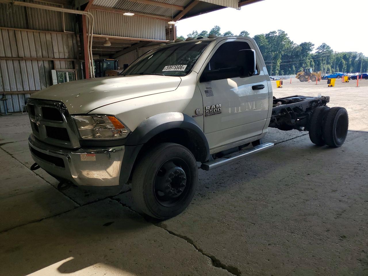 2015 RAM 5500 REG CAB CHASSIS