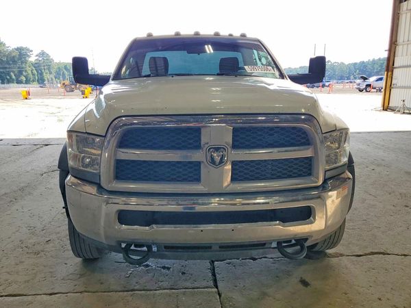 2015 RAM 5500 REG CAB CHASSIS