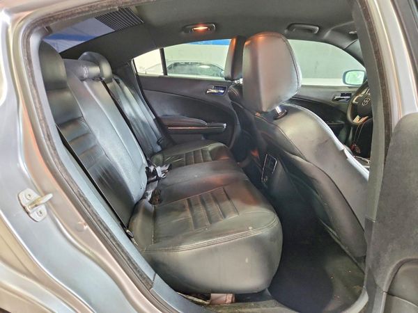 2014 DODGE CHARGER SE