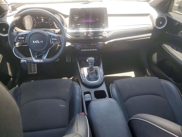 2024 KIA FORTE GT Line