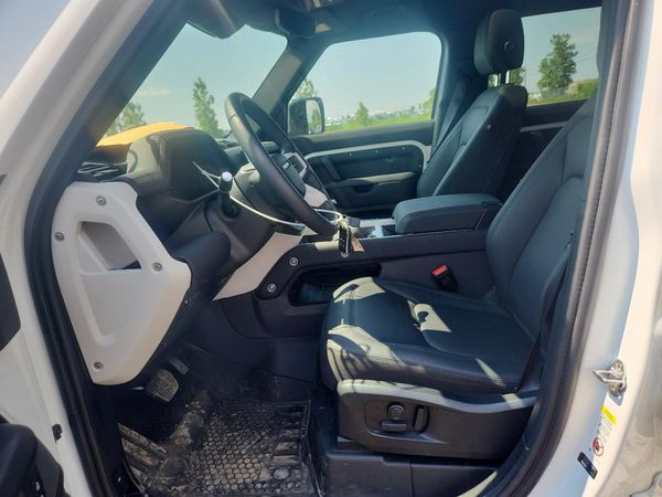 2025 LAND ROVER DEFENDER 110 S