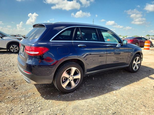 2017 MERCEDES-BENZ GLC GLC300