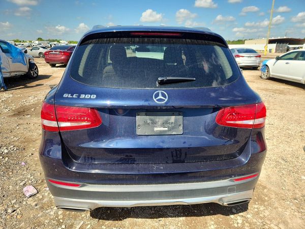 2017 MERCEDES-BENZ GLC GLC300