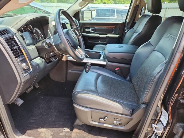 2016 RAM 1500 LARAMIE CREW CAB 4X4