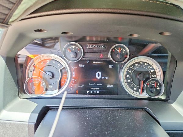 2016 RAM 1500 LARAMIE CREW CAB 4X4