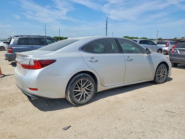 2017 LEXUS ES